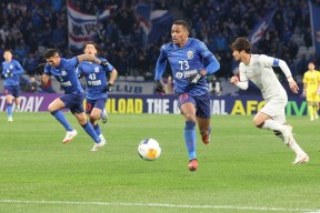 关于风云突变上海申花赛前再遭质疑；中超版图或变；压力陡增；更衣室氛围转暖的信息万博体育manbet app