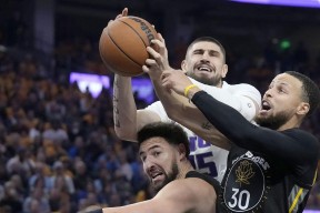 关于萨克拉门托国王今晚篮板制胜，志在NBA季后赛名次提升，信心回归，赛程密集仍需轮换的信息万博体育manbet平台